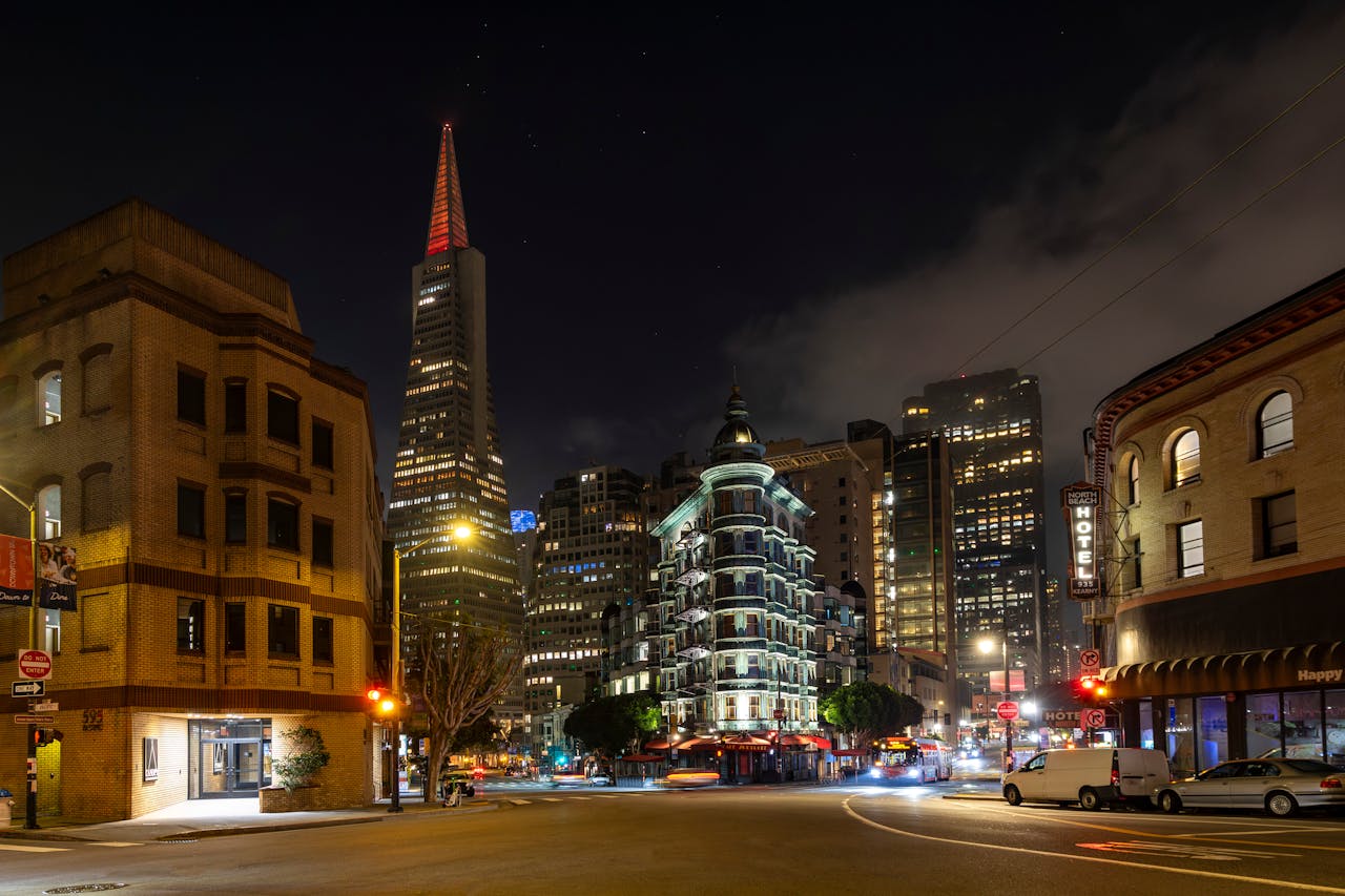 The Art of Drawing Readers In: Your attractive post title goes here pexels-photo-35076310.jpeg